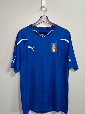 Puma Italia 2010 Home Kit